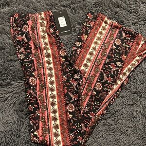 Fashion Nova Black and Red Floral Leggings